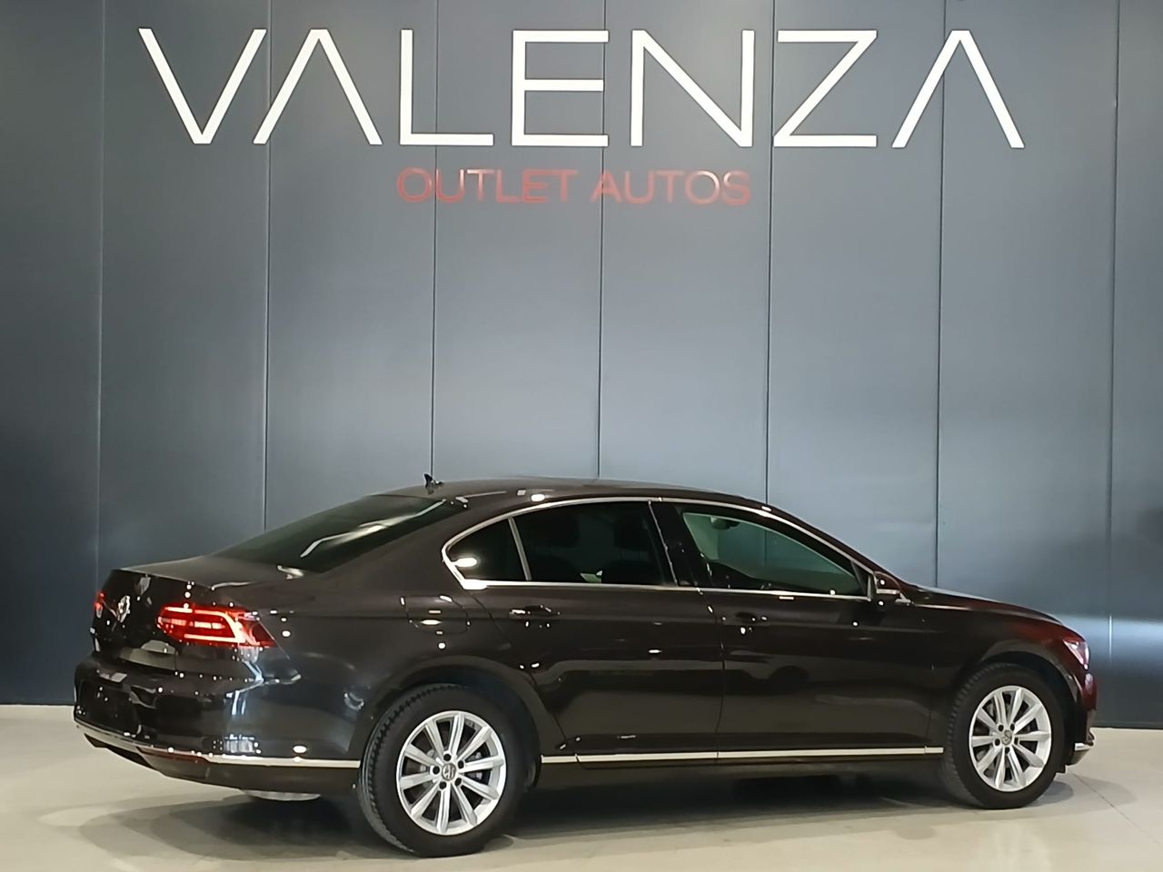 volkswagen passat 2019 / foto grande (2)