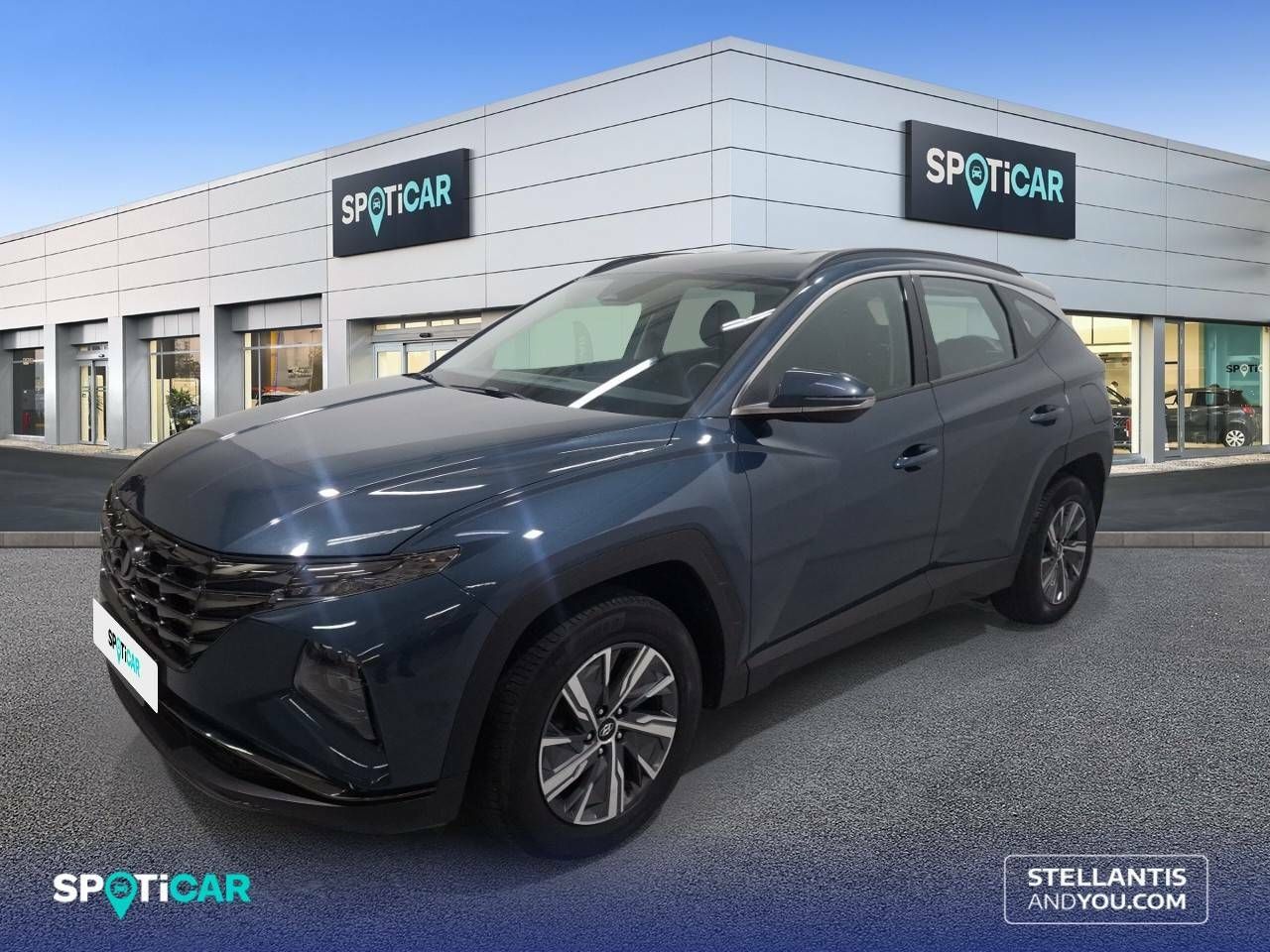 Hyundai i20 2024 gris  de segunda mano - hyundai tucson 2024 /