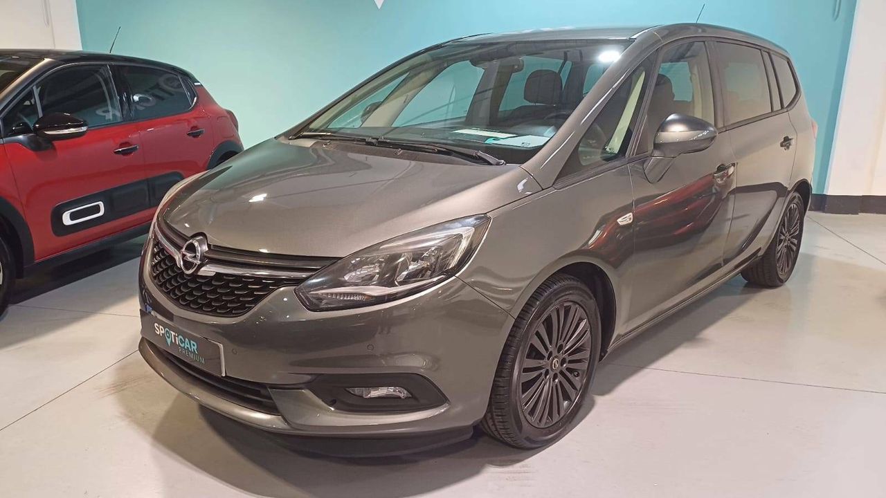 Foto opel zafira tourer    2019 /