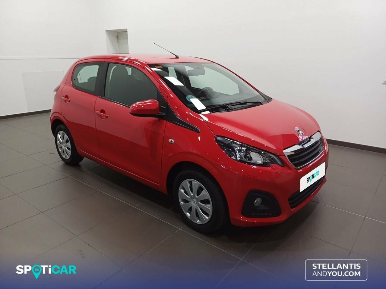 peugeot 108 2021 / foto grande (3)