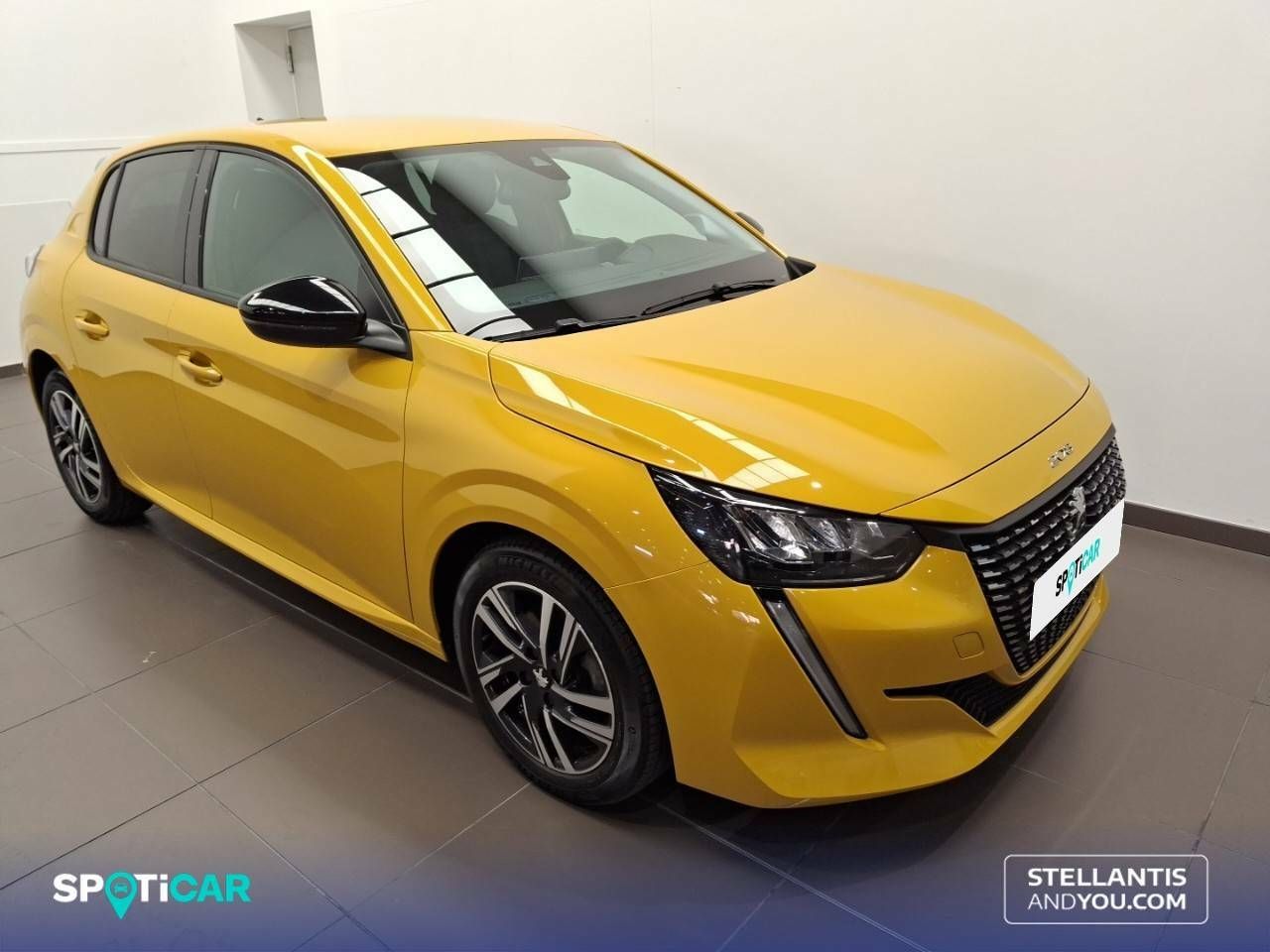 peugeot 208 2023 / foto grande (3)