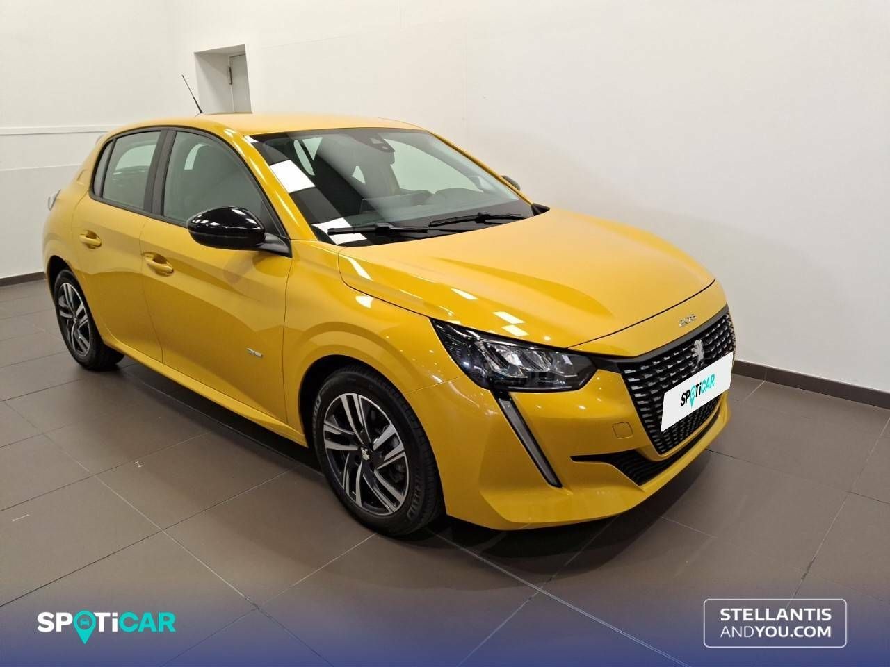peugeot 208 2023 / foto grande (3)