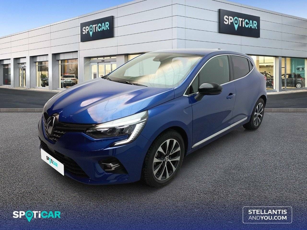 renault clio 2023 /