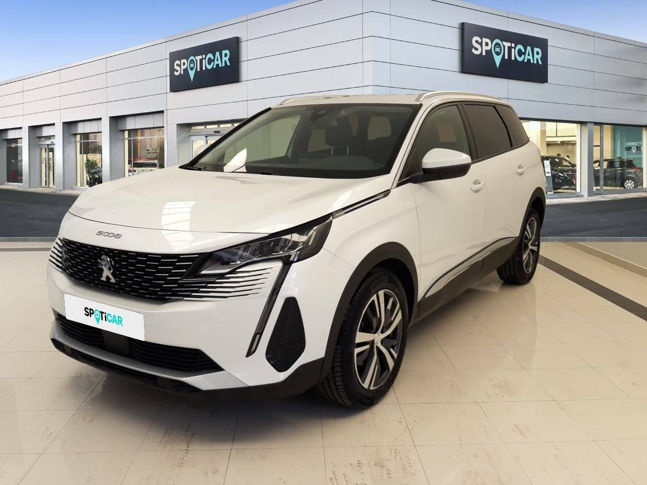 Peugeot 5008 ocasión segunda mano 2021 Gasolina por 33.500€ en Orense