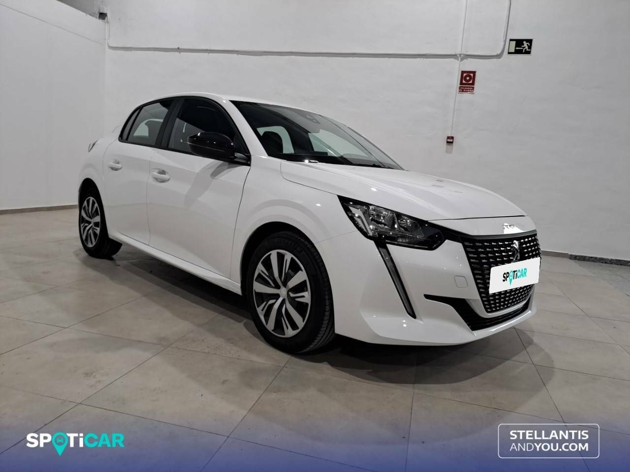 peugeot 208 2023 / foto grande (3)