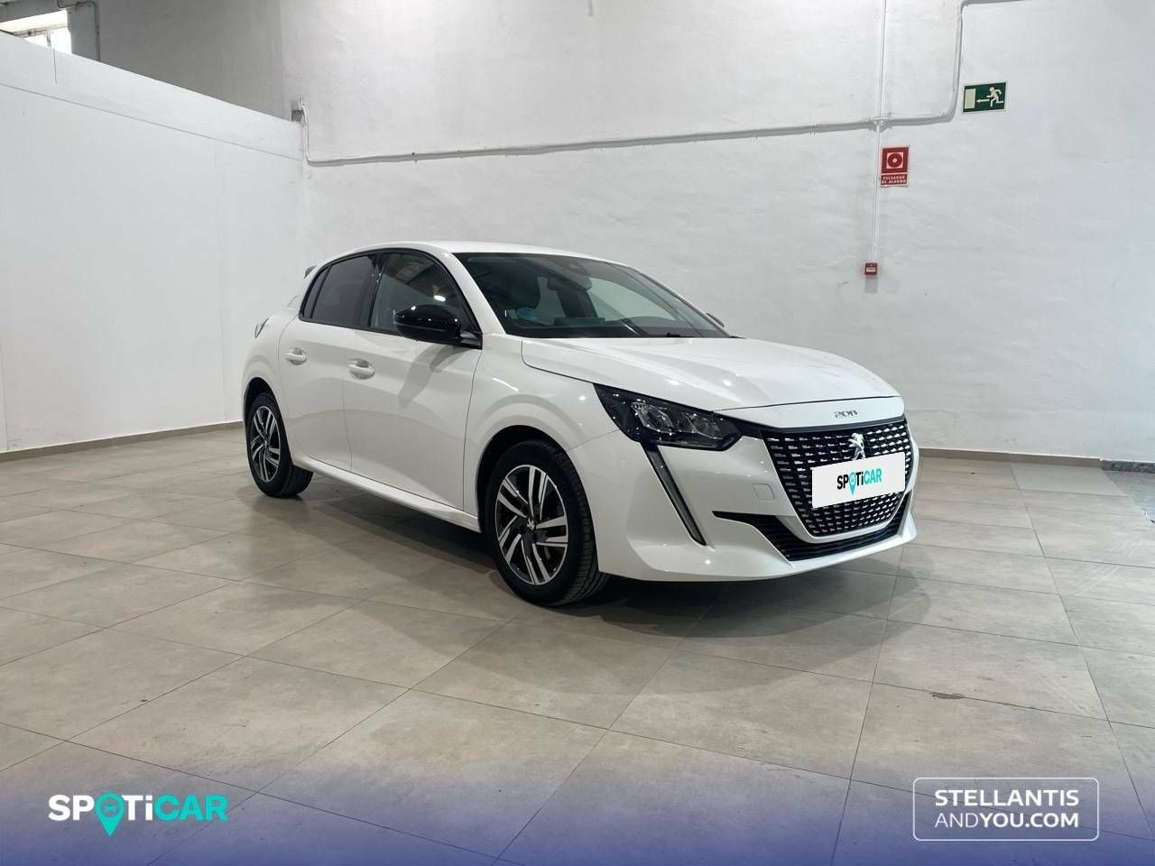 peugeot 208 2023 / foto grande (3)