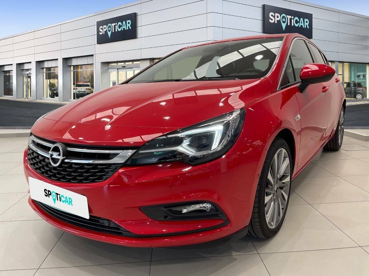 Opel Astra ocasión segunda mano 2017 Diésel por 13.590€ en Granada