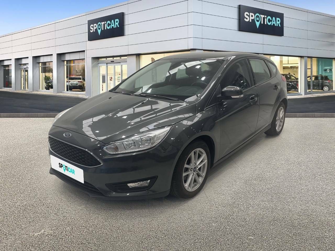 Ford Focus ocasión segunda mano 2018 Gasolina por 13.590€ en Granada