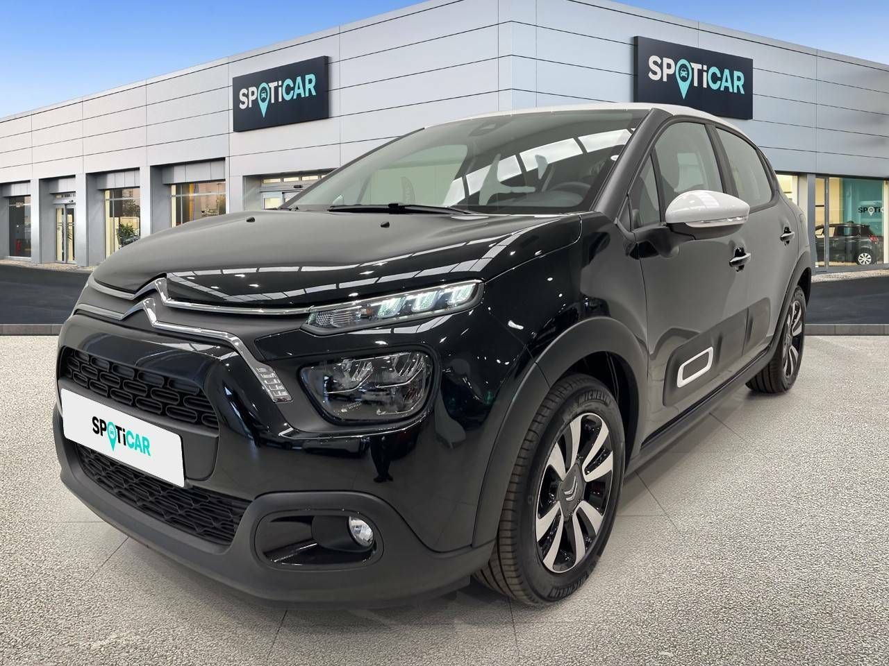 Citroën C3 ocasión segunda mano 2022 Gasolina por 17.940€ en Granada