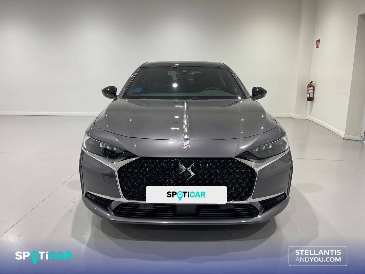 ds automobiles ds 9 2024 / foto grande (2)