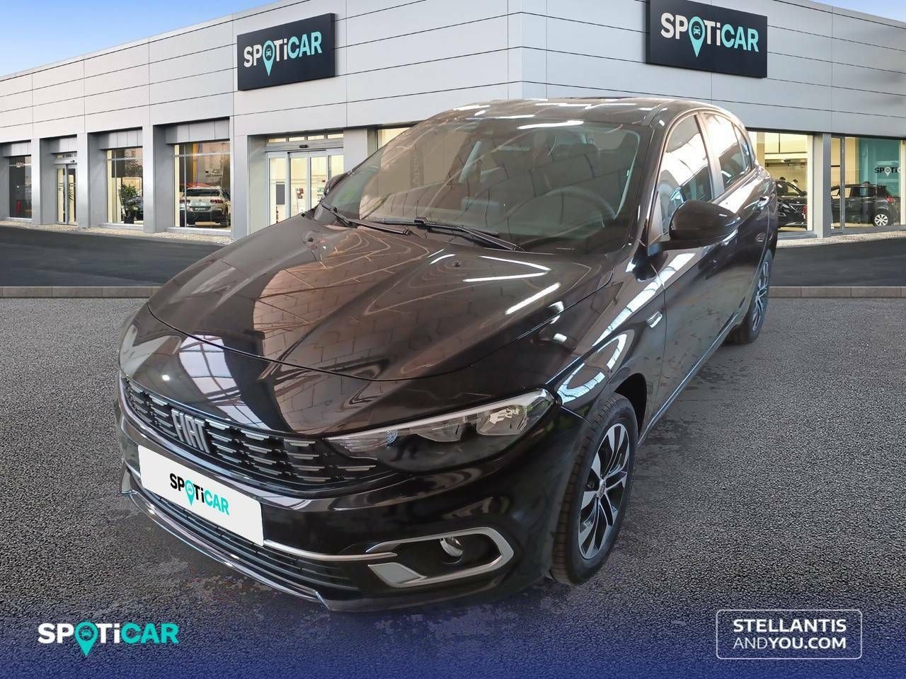 Fiat Tipo ocasión segunda mano 2023 Gasolina por 21.500€ en Valencia