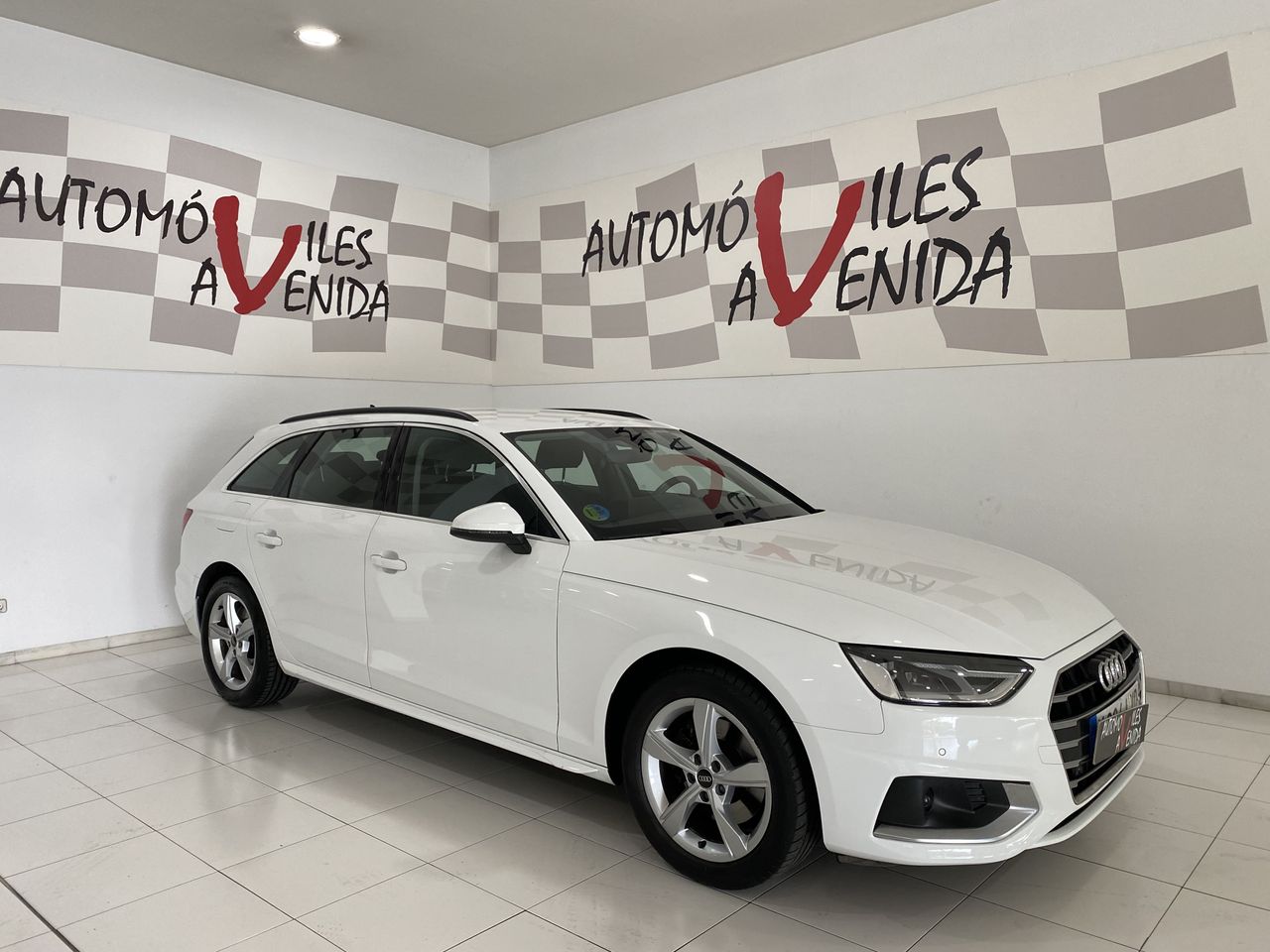 Foto audi a4 2021 /