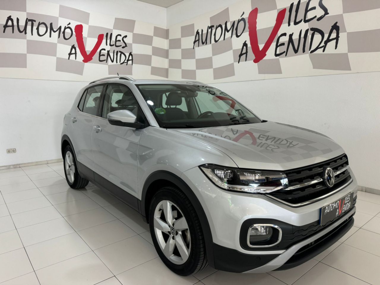 Foto volkswagen t-cross 2021 /