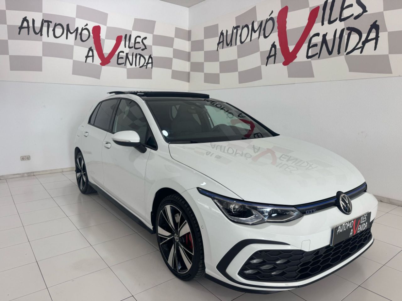 Foto volkswagen golf 2021 /