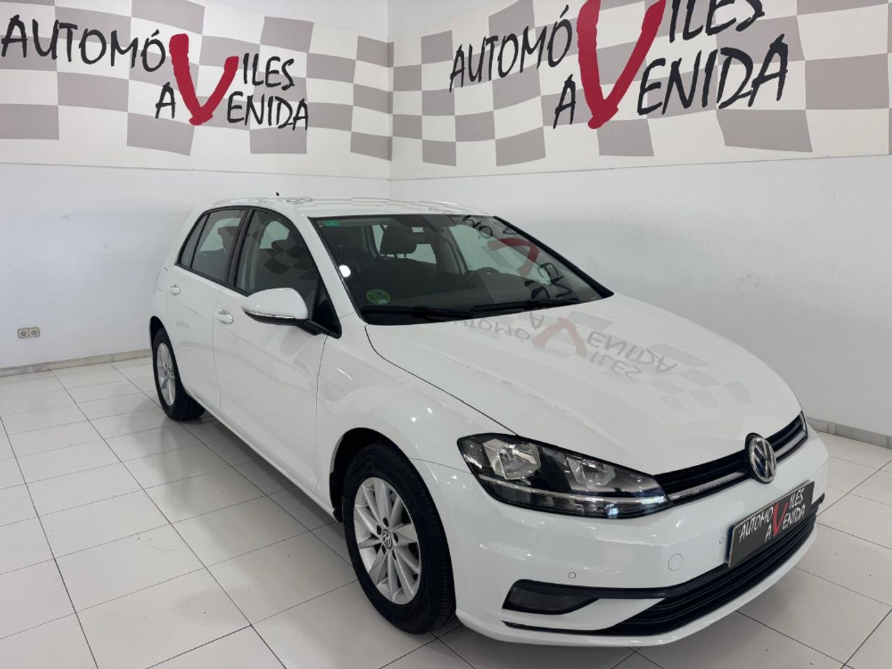 Foto volkswagen golf 2019 /