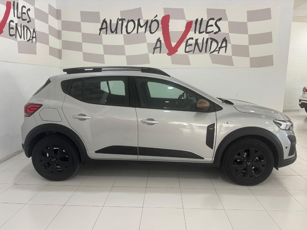 dacia sandero 2023 / foto grande (2)