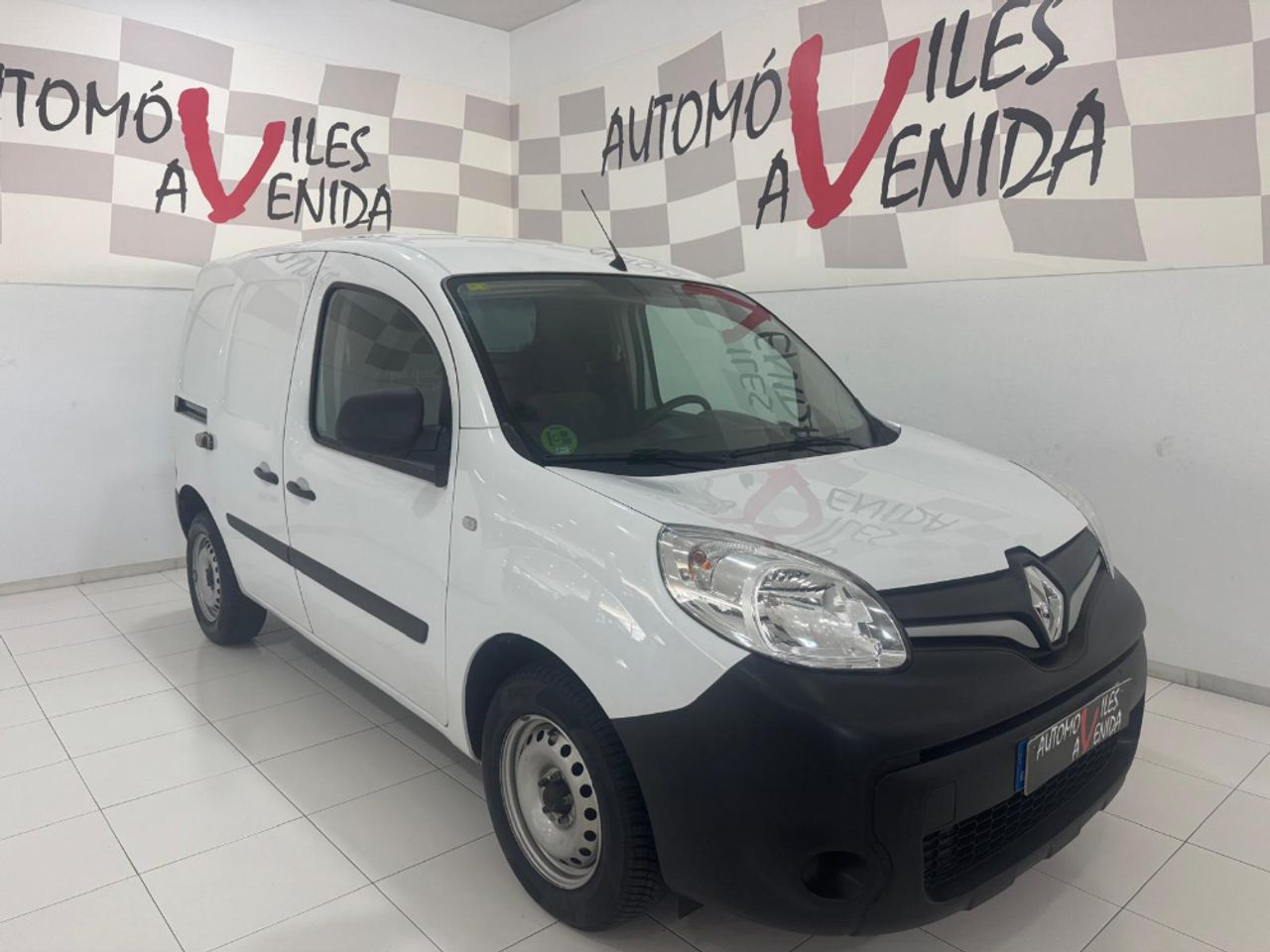 renault kangoo 2020 /