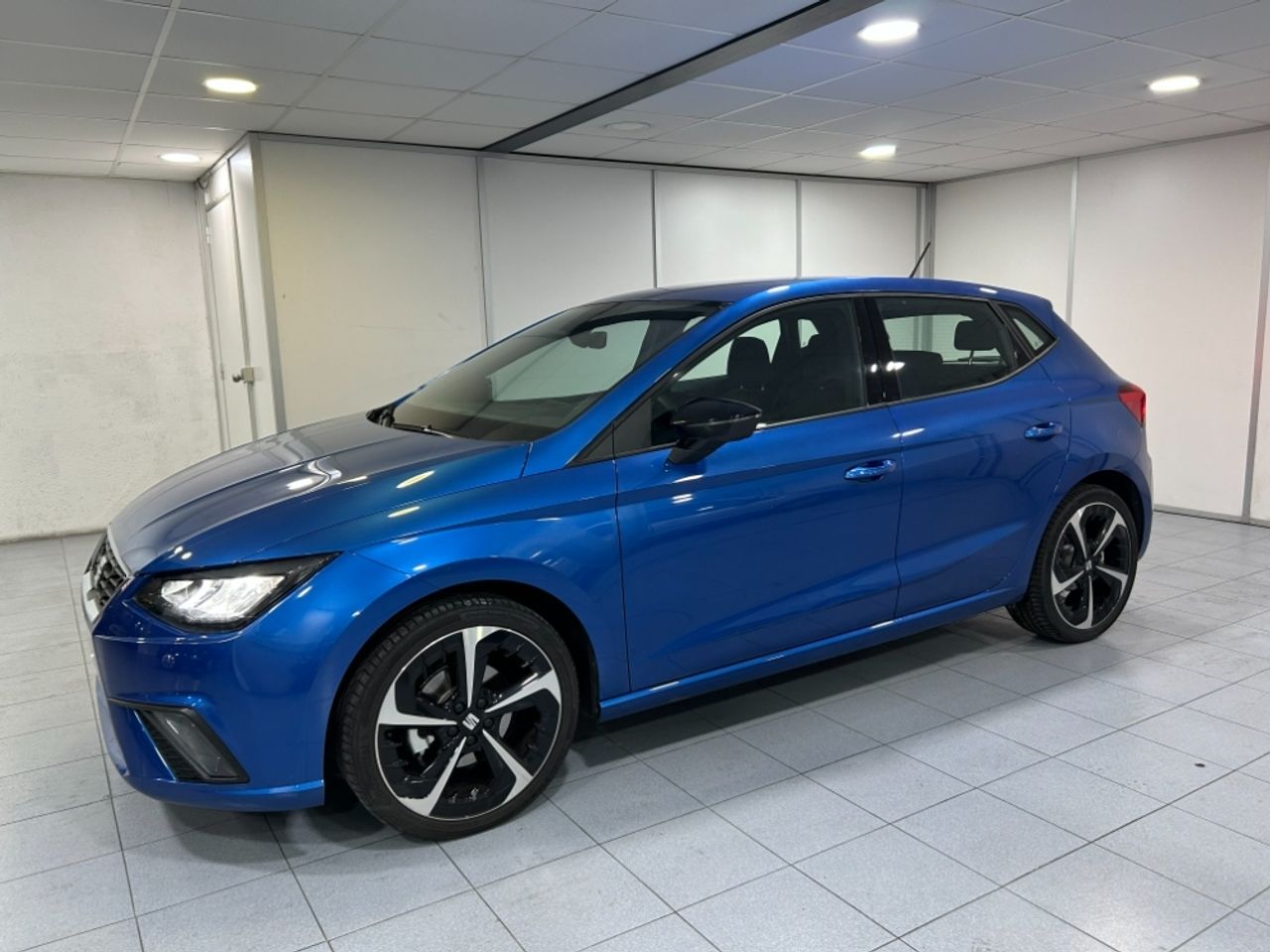 peugeot partner 2020 /