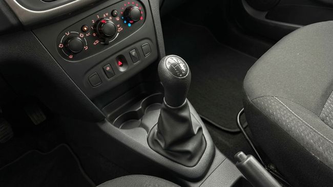 Imatge del vehicle 16