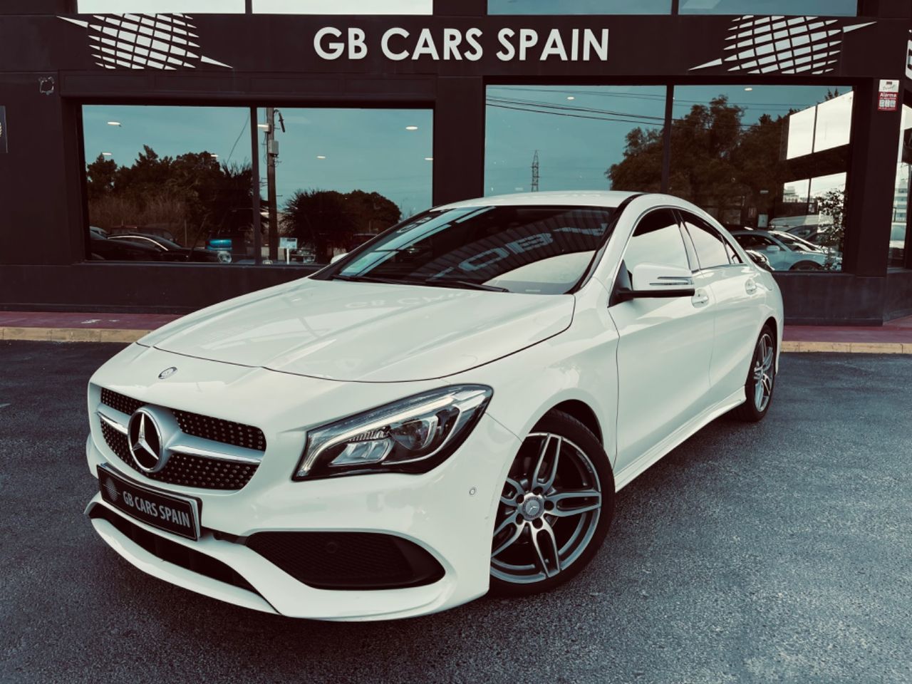 Llantas aluminio mercedes  de segunda mano - mercedes cla 2016 /