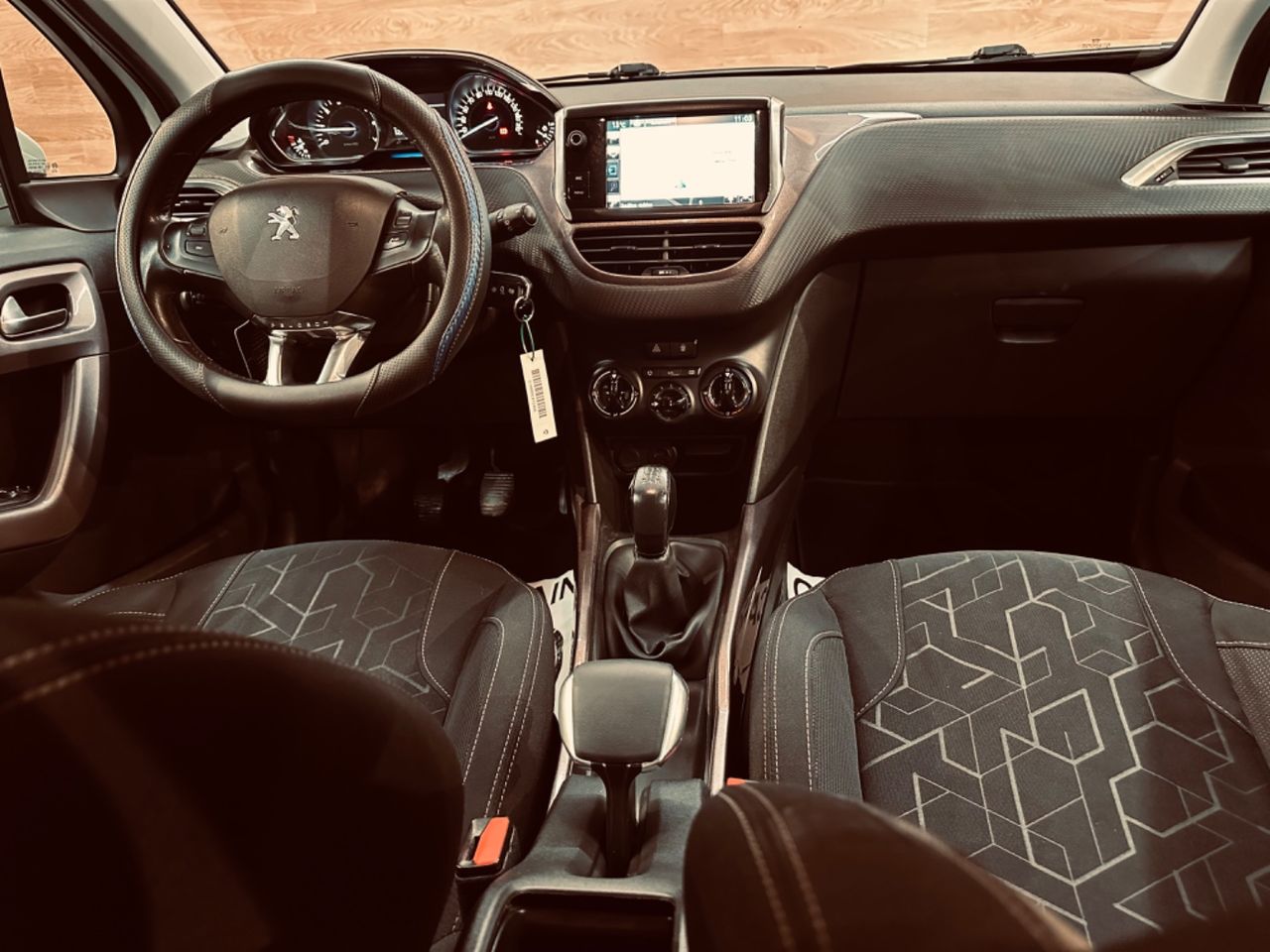 peugeot 2008 2015 / foto grande (2)