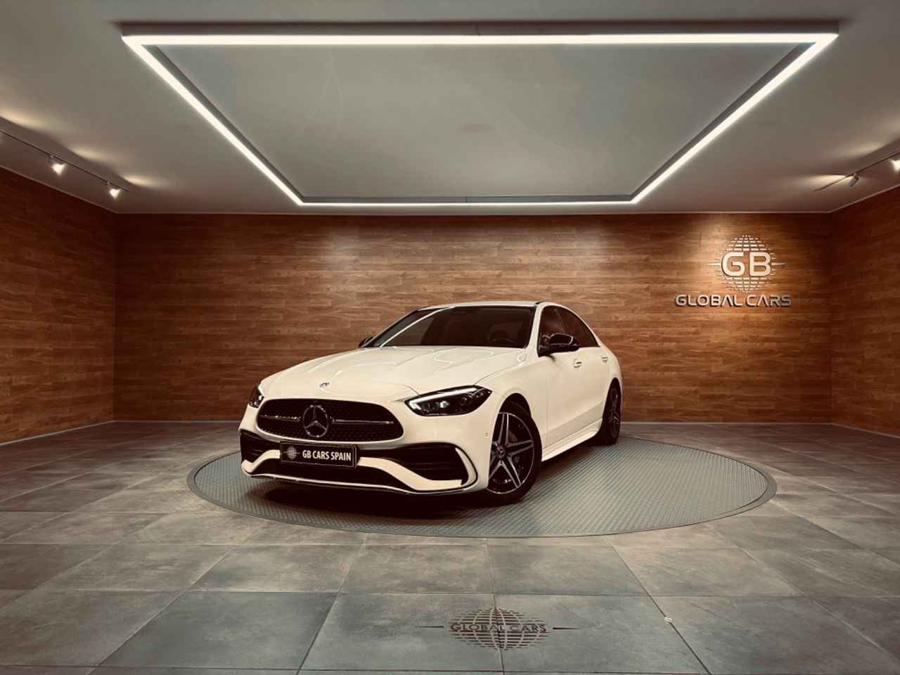 Clase c cuero  de segunda mano - mercedes clase c 2022 /