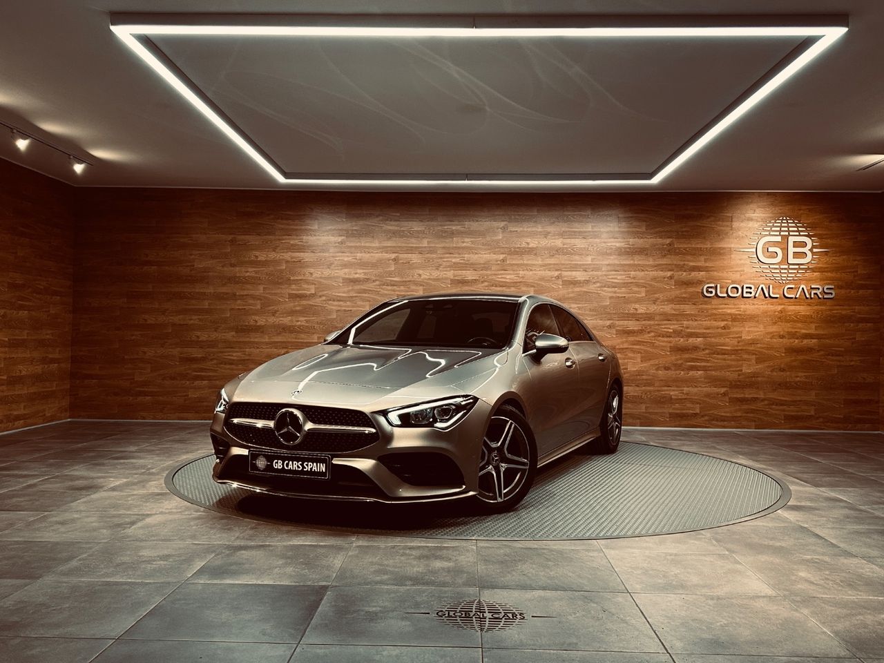 Mudanzas fines de semana  de segunda mano - mercedes cla 2021 /