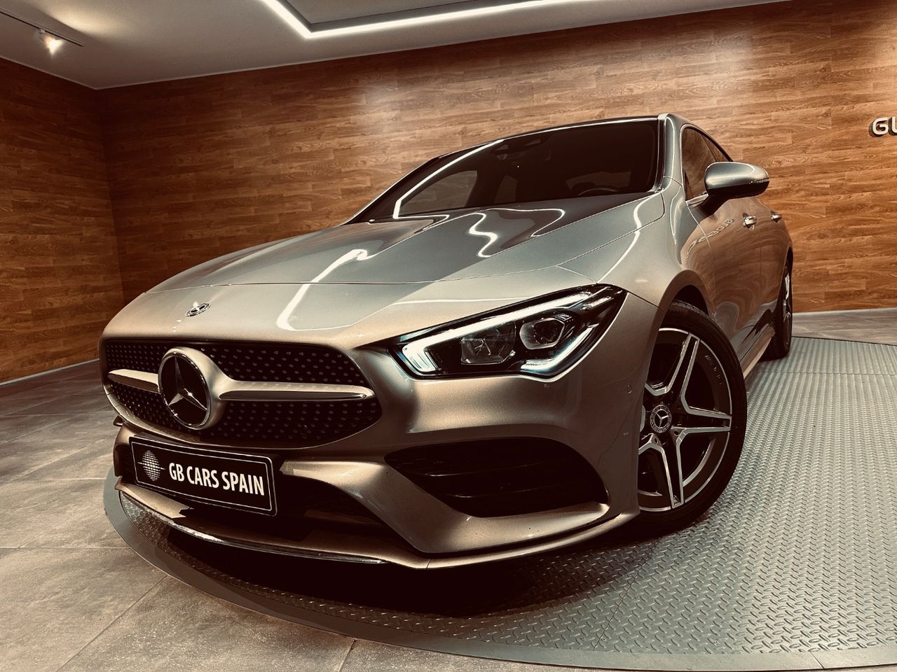 mercedes cla 2021 / foto grande (2)