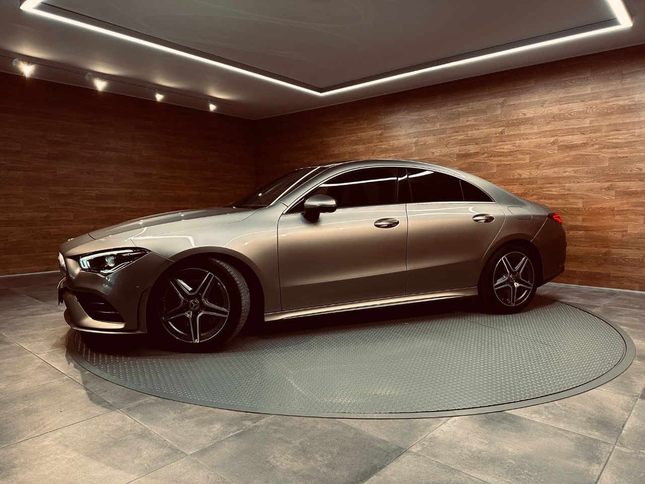 mercedes cla 2021 / foto grande (3)