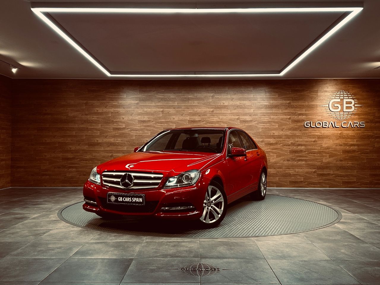 Clase c cuero  de segunda mano - mercedes clase c 2012 /