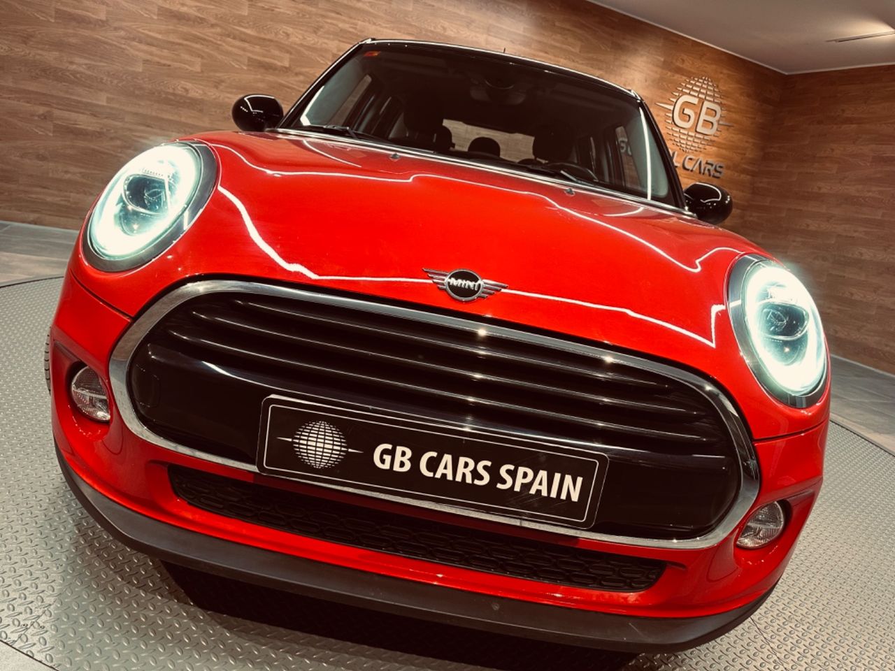 mini 5 puertas 2018 / foto grande (3)