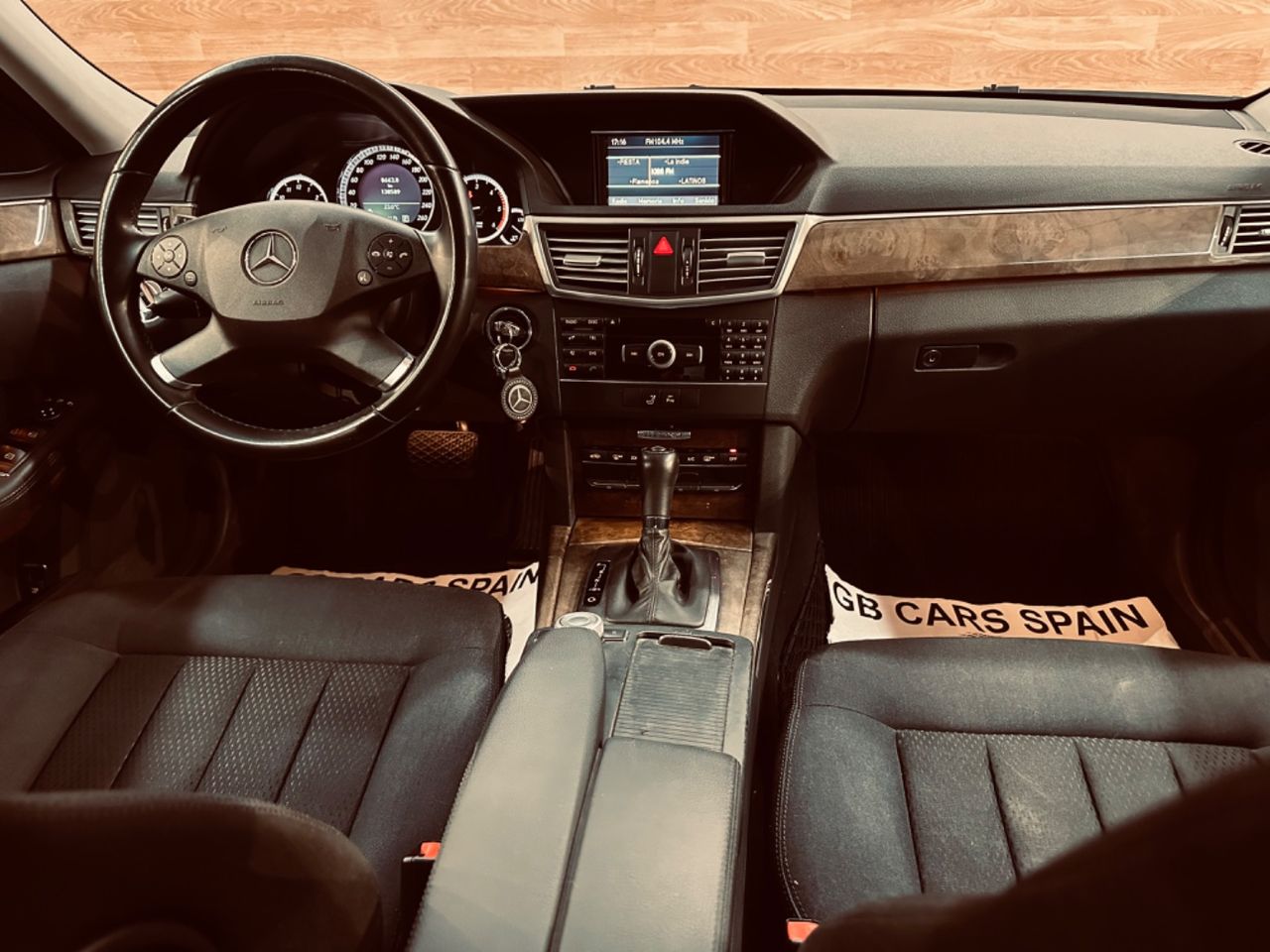 mercedes clase e 2010 / foto grande (2)