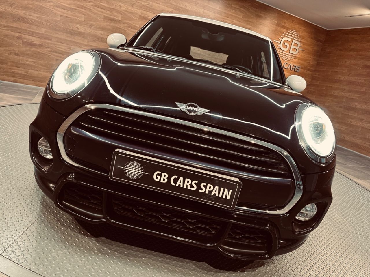 mini 5 puertas 2018 / foto grande (3)