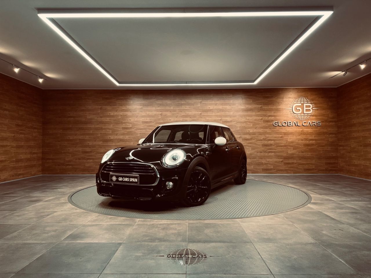 Mini cooper 136cv  de segunda mano - mini 5 puertas 2018 /