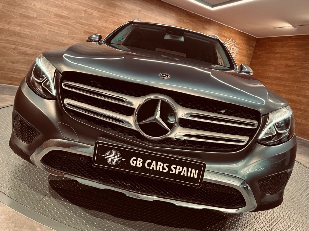mercedes glc 2018 / foto grande (3)