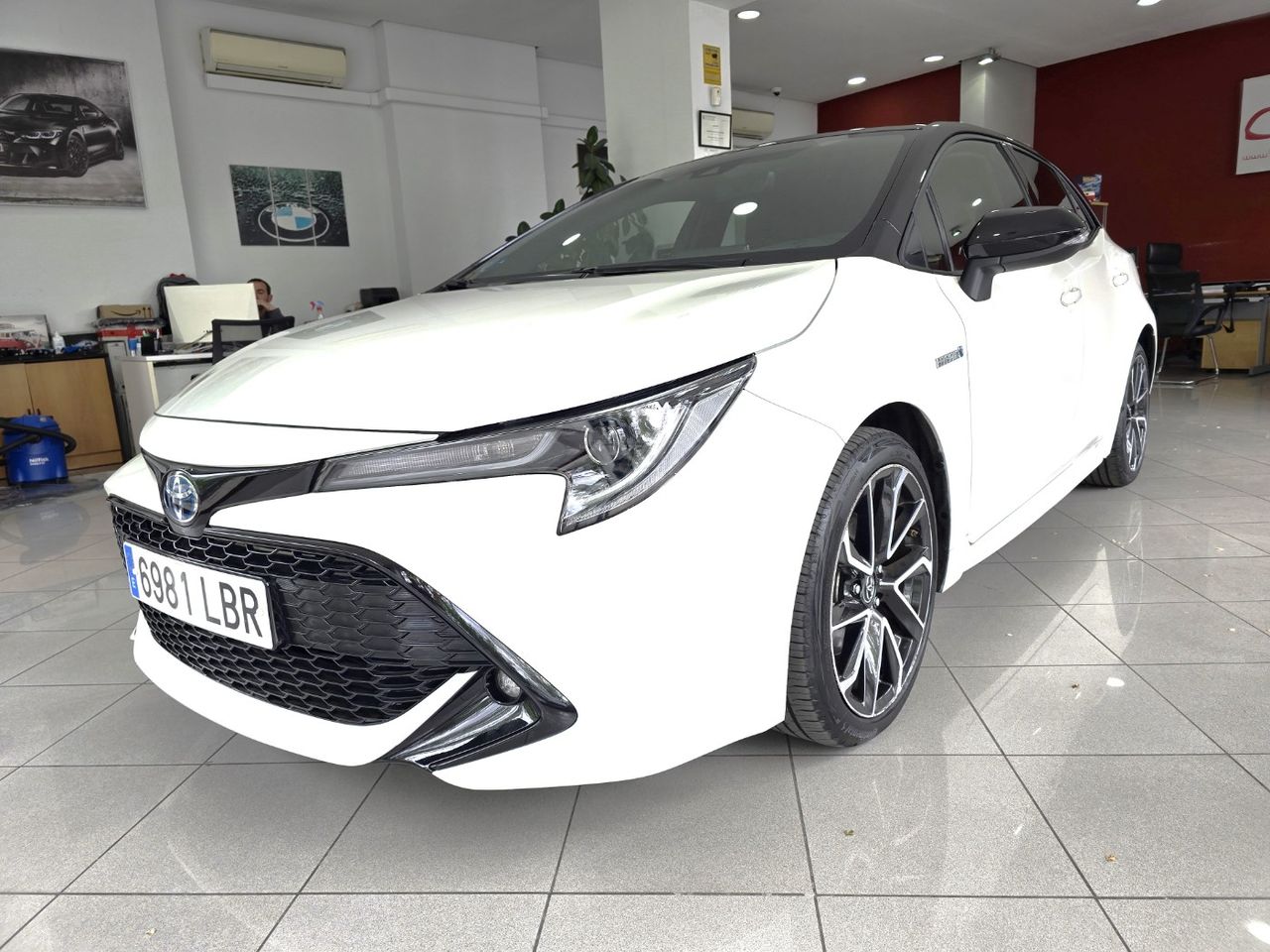 Sin pagar  de segunda mano - toyota corolla 2019 /