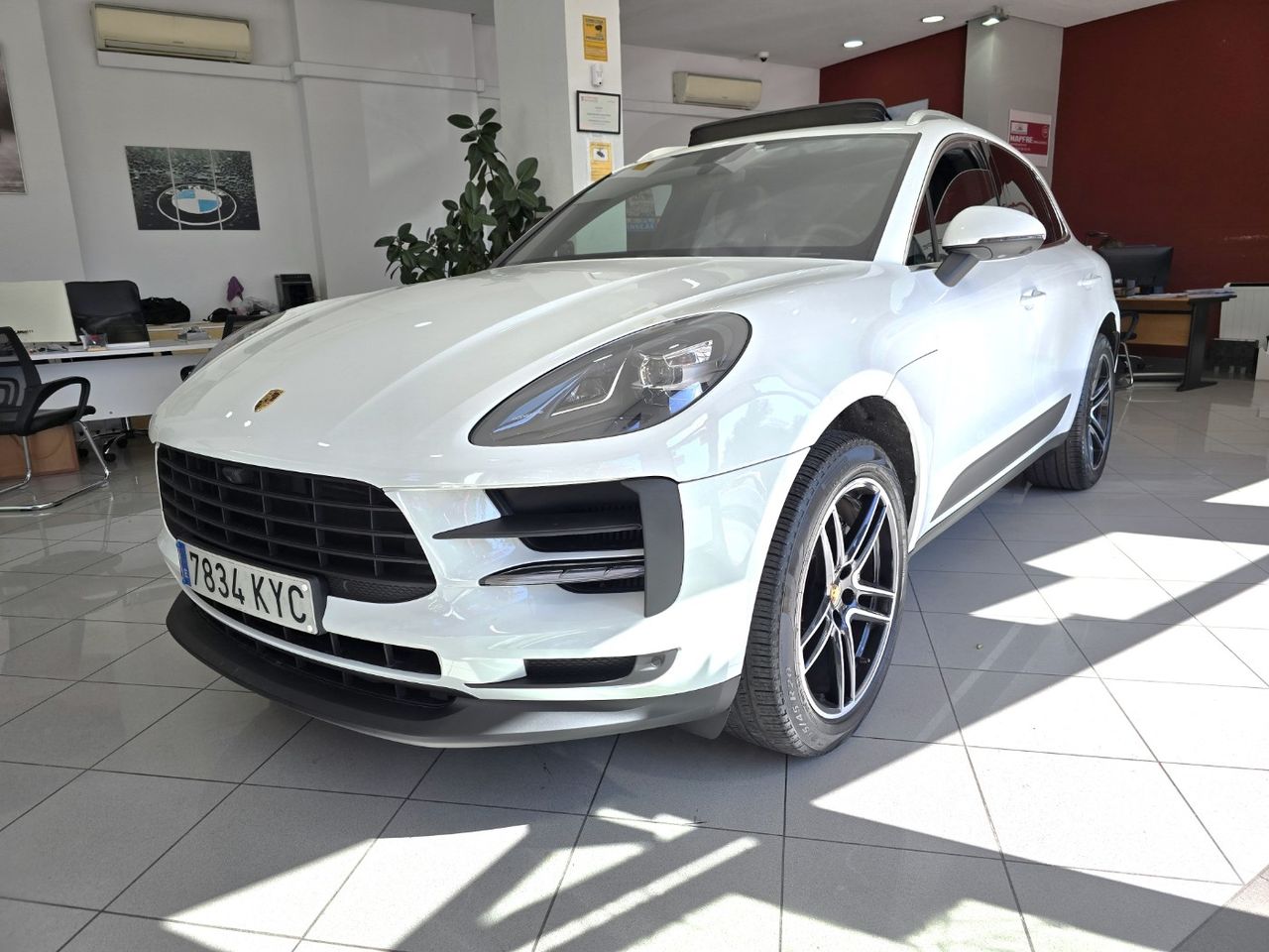 Sin pagar  de segunda mano - porsche macan 2019 /