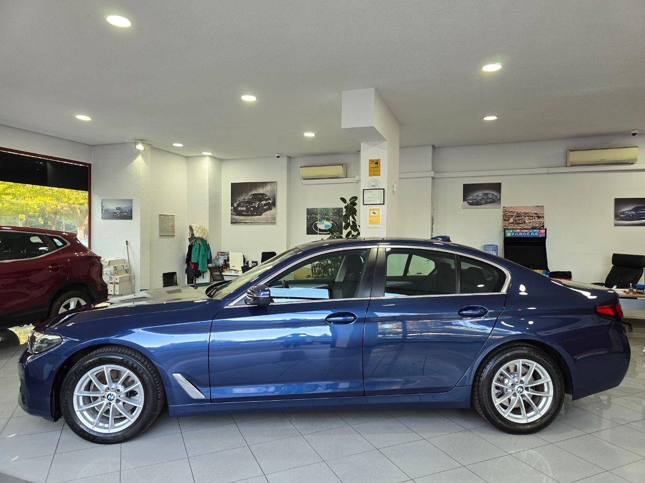 bmw serie 5 2021 / foto grande (3)