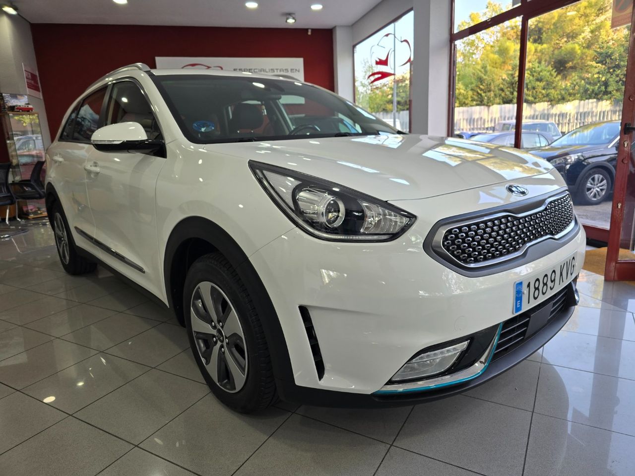 Sin pagar  de segunda mano - kia niro 2019 /