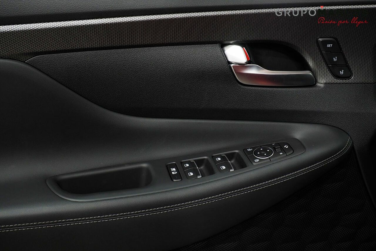 Hyundai Santa Fe TM 2.2 CRDI 200CV 4X4 AT STYLE DK 7S - foto 9