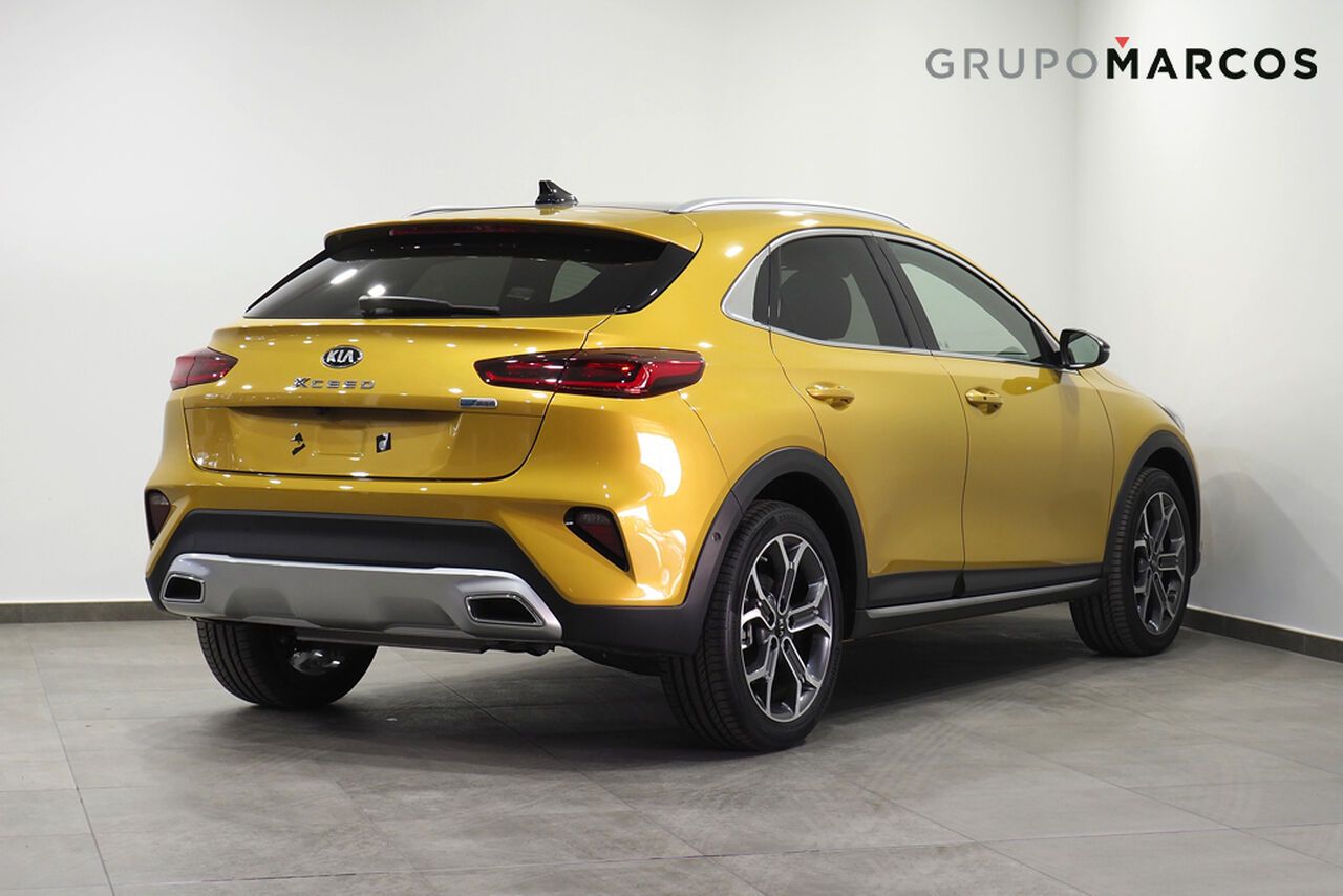 Kia XCeed 1.6 GDI PHEV EMOTION 5P - foto 4