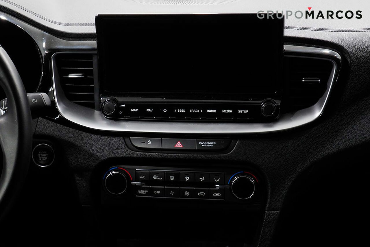 Kia XCeed 1.6 GDI PHEV EMOTION 5P - foto 11