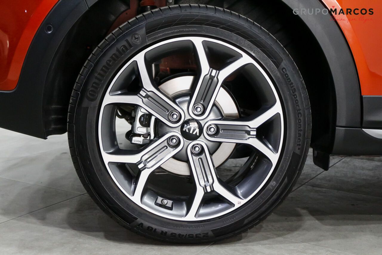 Kia XCeed 1.6 GDI PHEV EMOTION 5P - foto 13