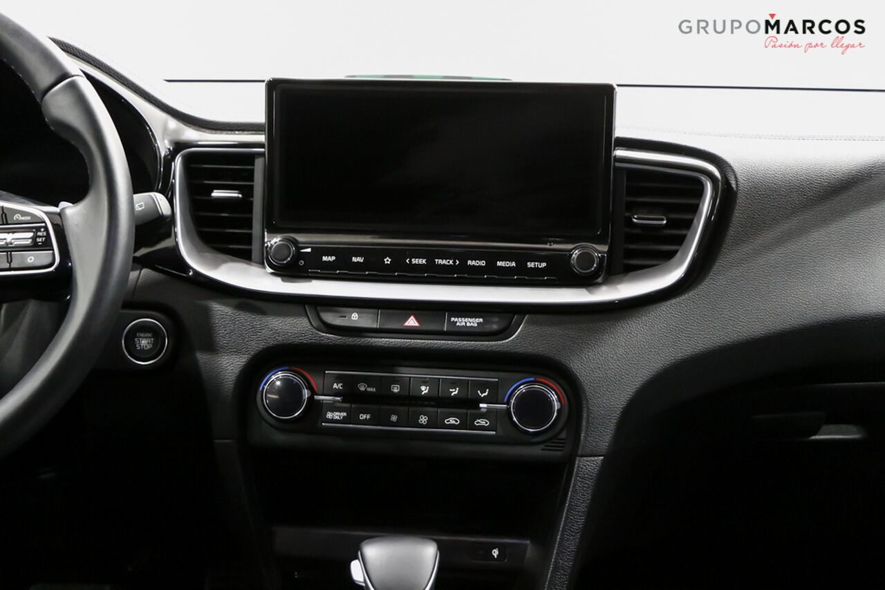 Kia XCeed 1.6 GDI PHEV EMOTION 5P - foto 11