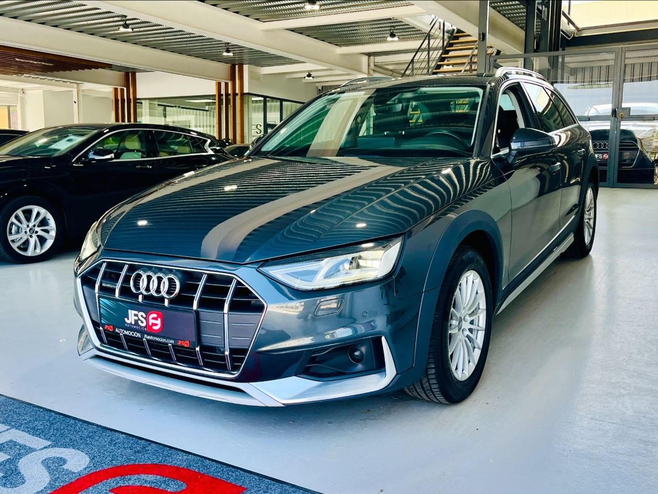 audi a4 allroad quattro 2020 / foto grande (2)