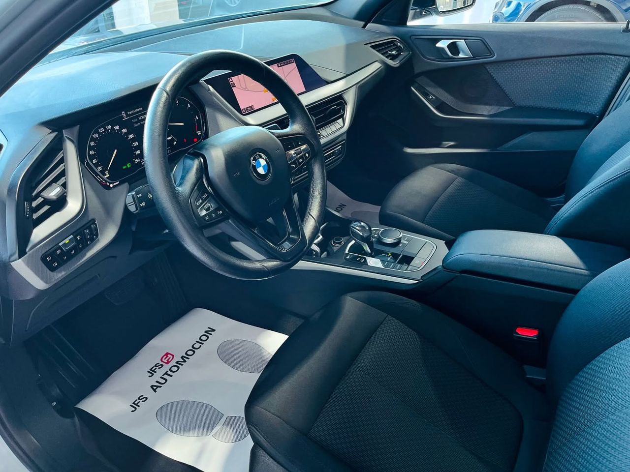 BMW Serie 1 116 Automático - foto 8