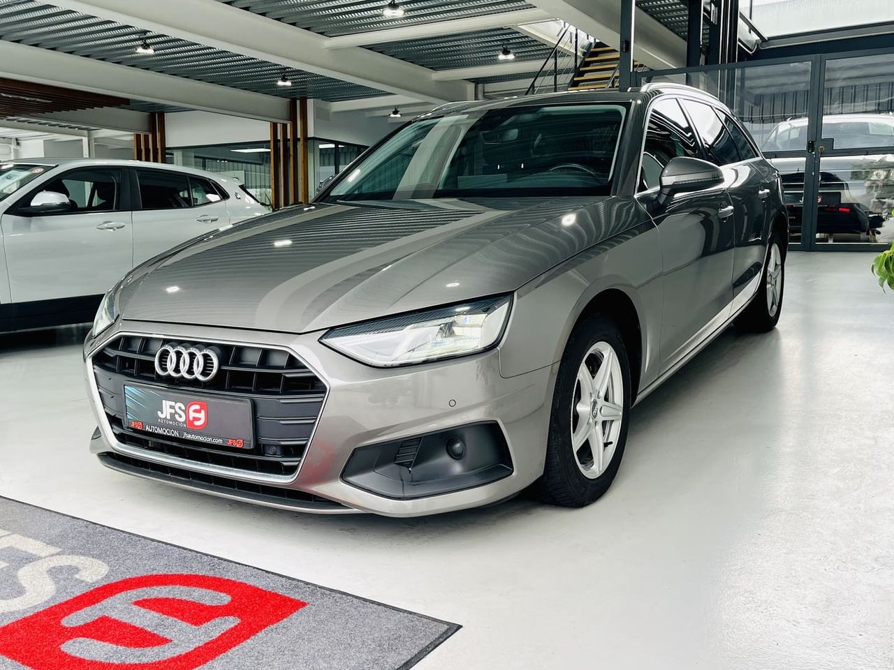 audi a4 2020 / foto grande (3)