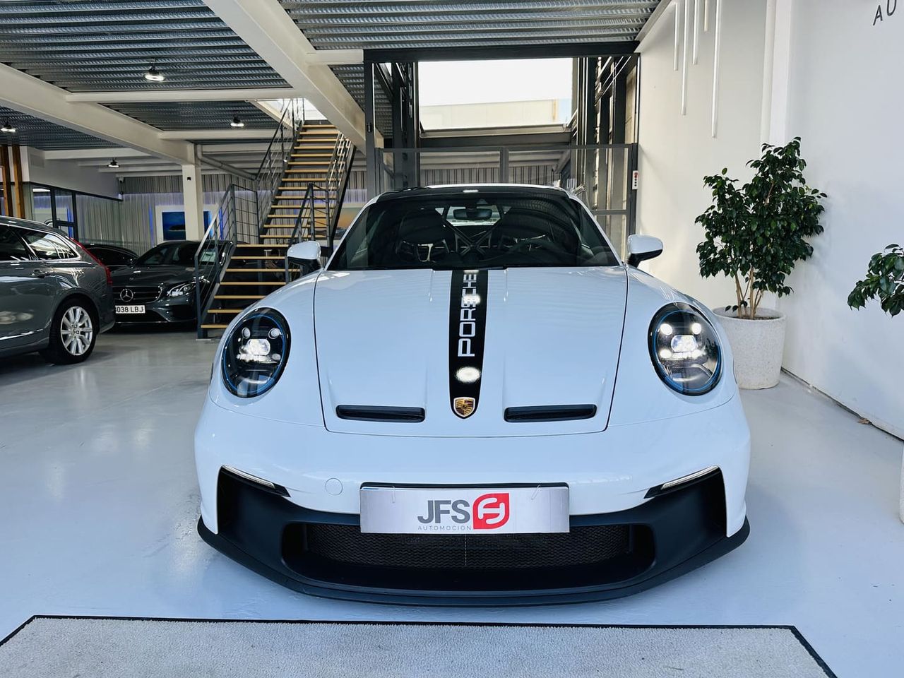 porsche 911 2021 / foto grande (3)