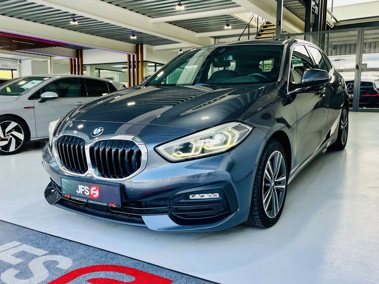 bmw serie 1 2019 / foto grande (3)