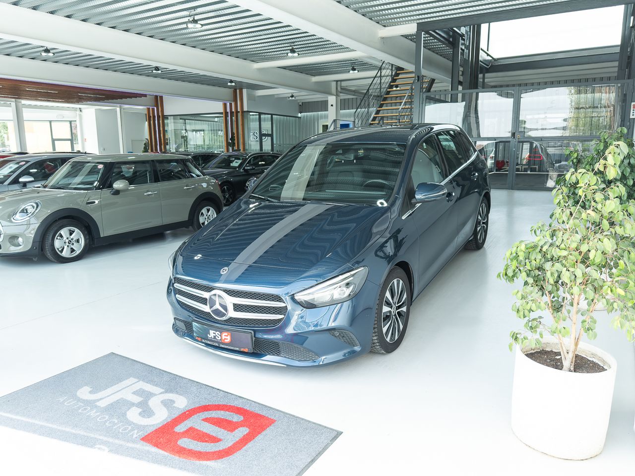 mercedes clase b 2020 / foto grande (3)